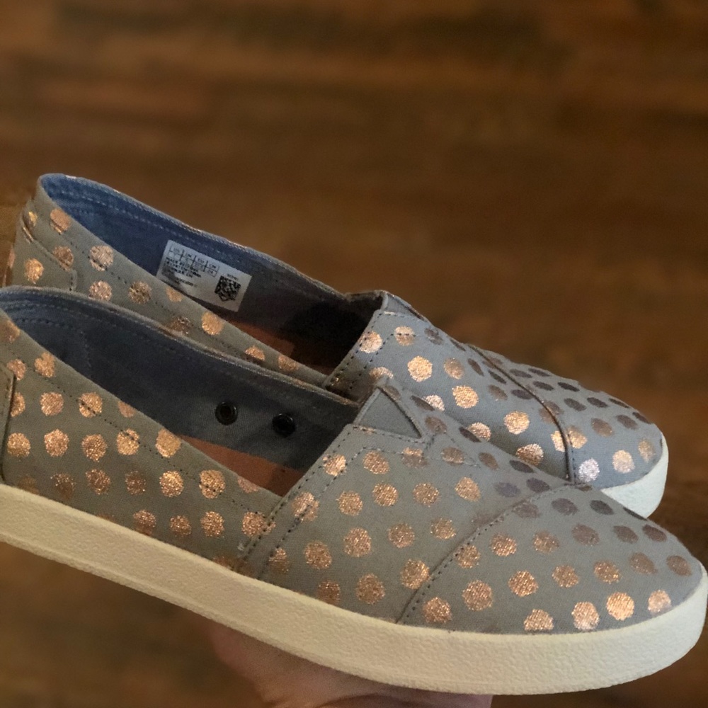Tom slip ons